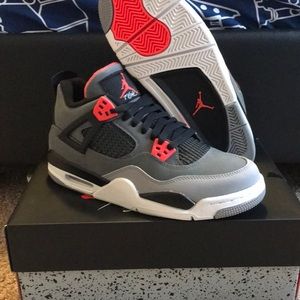 Air Jordan 4 Infared